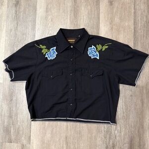 Black Western shirt with blue rose patches